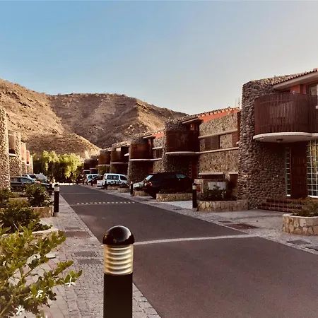 M&f Golf Views. Walk To Mogan