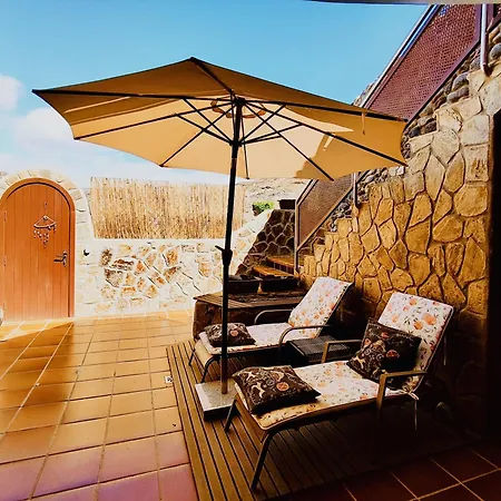 Holiday home M&f Golf Views. Walk To